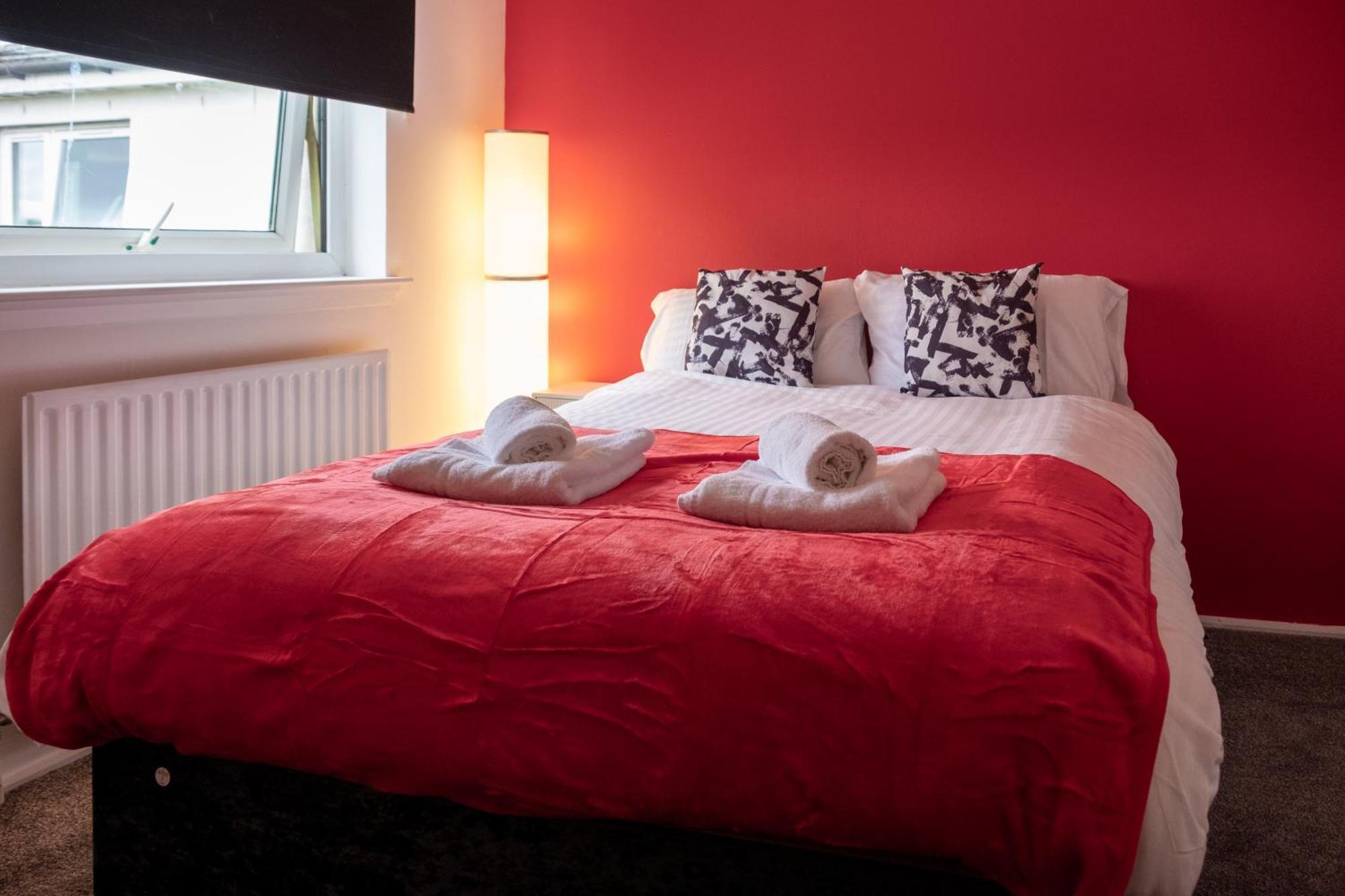 2 Bedroom Beautiful Apartment In Motherwell Mossend 외부 사진